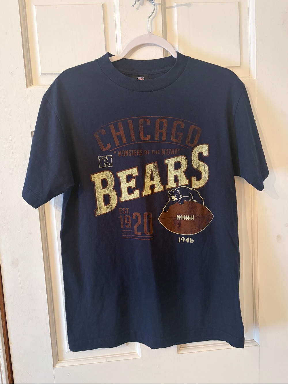 Vintage-Style Chicago Bears "Monsters of the Midway"Navy Graphic T-Shirt  Size M